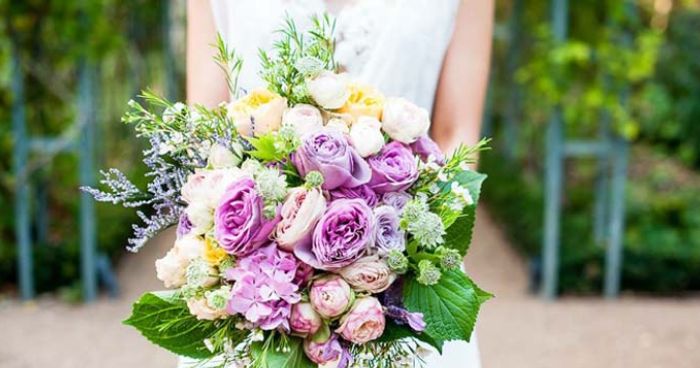 Am I Wrong for Excluding My Dad’s Partner from My Wedding?